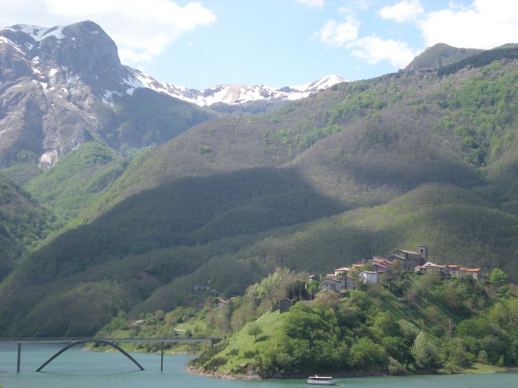 فندق Pieve Foscianaفي  Agriturismo Braccicorti المظهر الخارجي الصورة